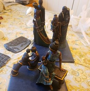 African family figurines